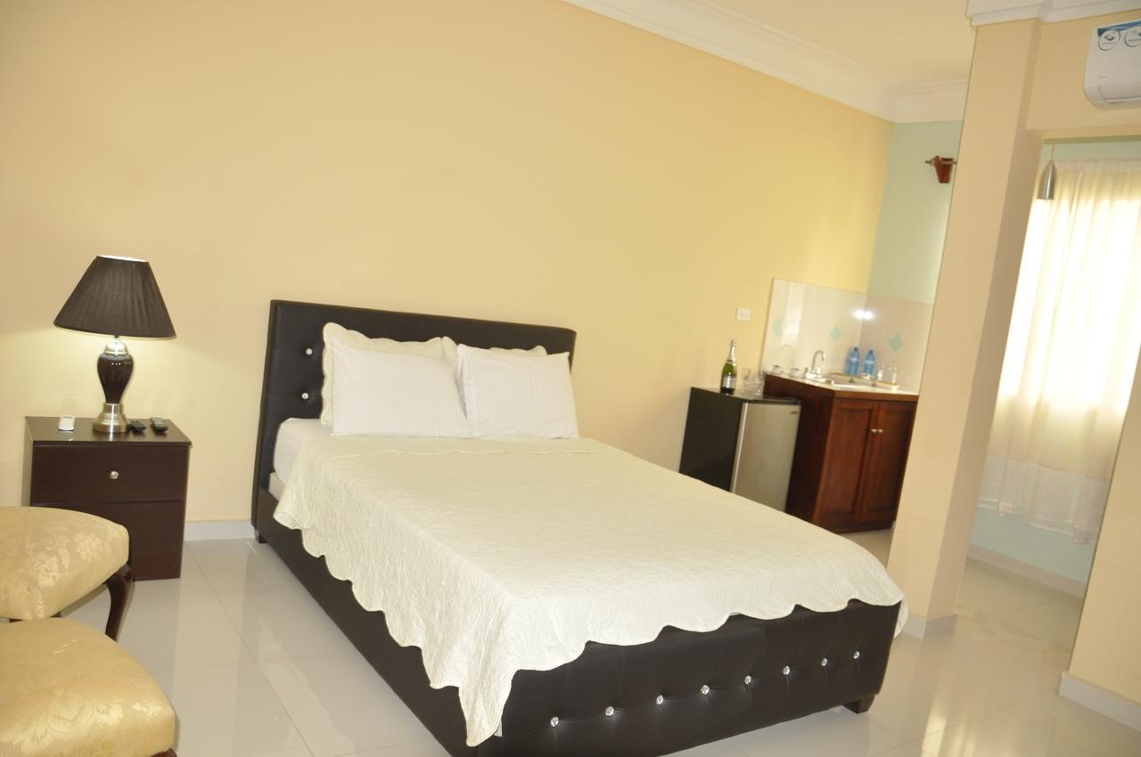 Sams Hotel Port-au-Prince Buitenkant foto