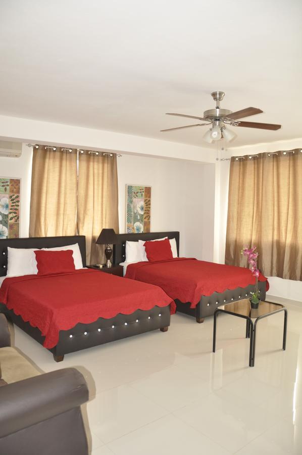 Sams Hotel Port-au-Prince Buitenkant foto