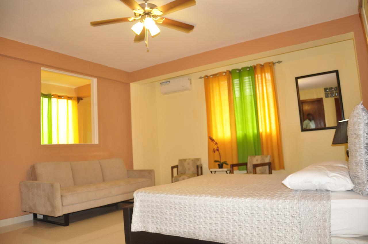 Sams Hotel Port-au-Prince Buitenkant foto
